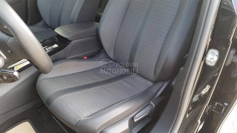 Peugeot 2008 RESTY/AUT/ALLURE/T0P