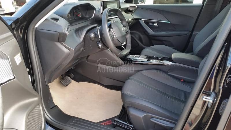 Peugeot 2008 RESTY/AUT/ALLURE/T0P