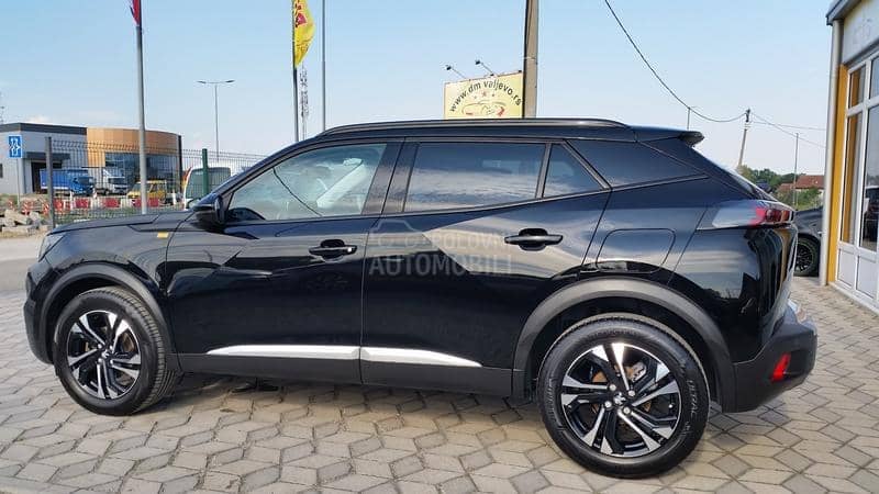 Peugeot 2008 RESTY/AUT/ALLURE/T0P
