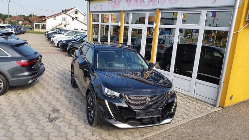 Peugeot 2008 RESTY/AUT/ALLURE/T0P