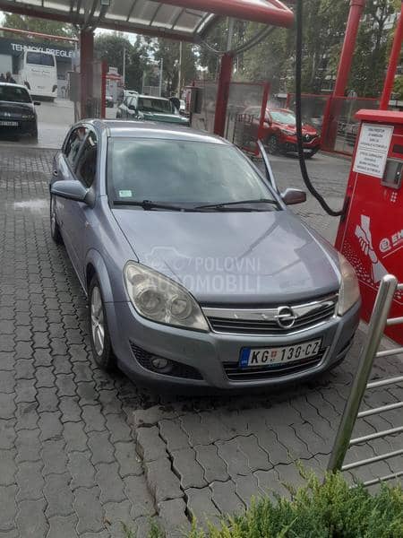 Opel Astra H 