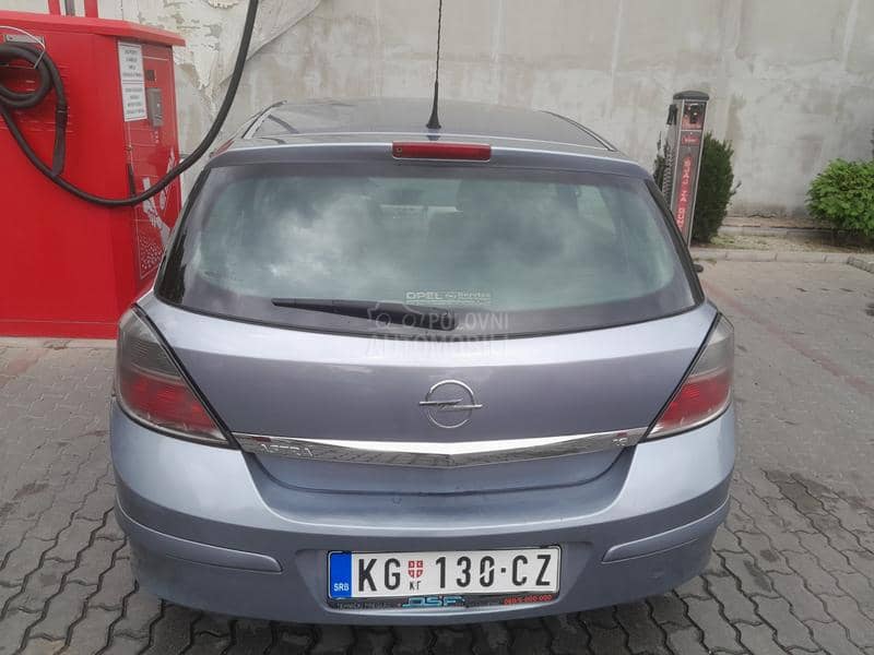 Opel Astra H 