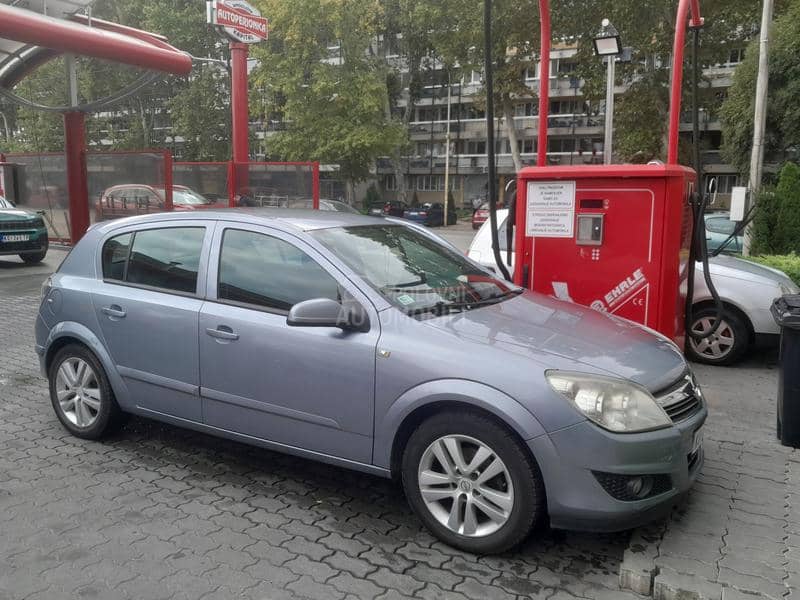 Opel Astra H 