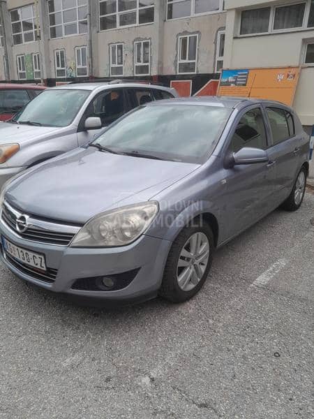 Opel Astra H 