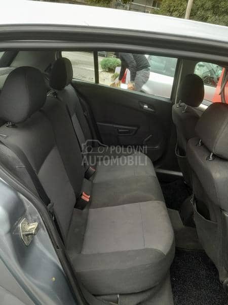Opel Astra H 