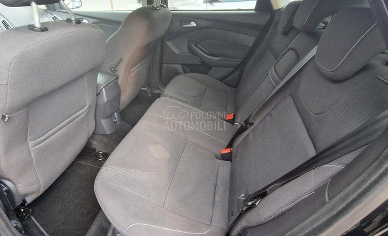 Ford Focus TITANIUM PLUS