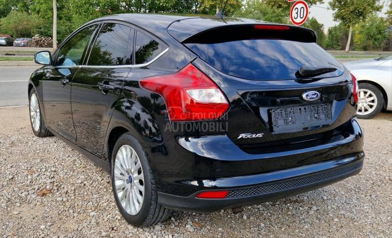 Ford Focus TITANIUM PLUS