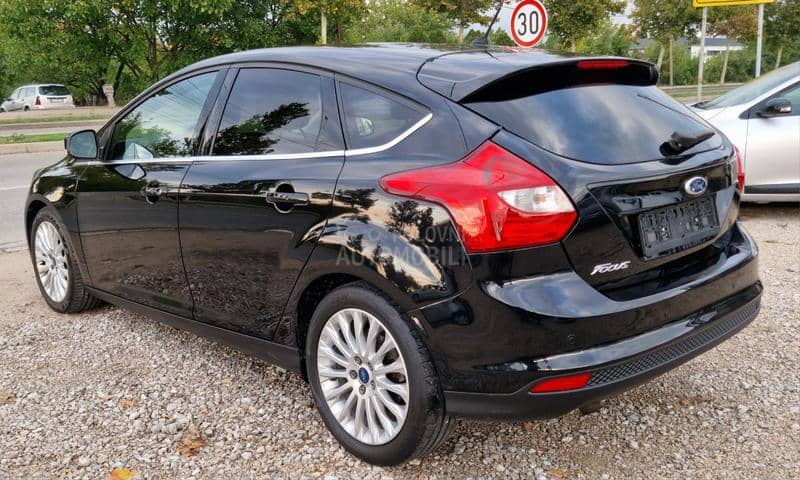 Ford Focus TITANIUM PLUS