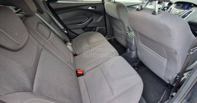 Ford Focus TITANIUM PLUS