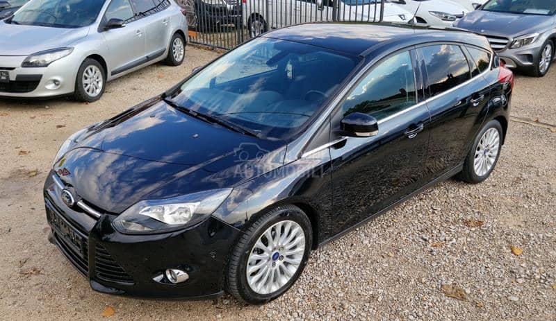 Ford Focus TITANIUM PLUS