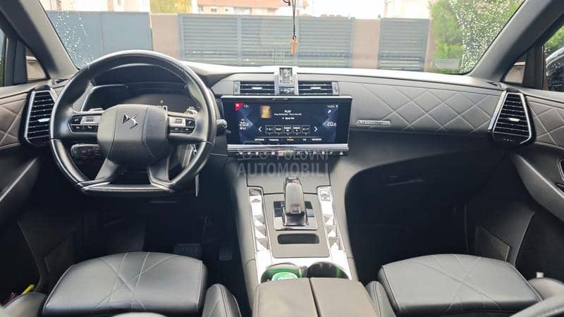 DS 7 2.0 Rivoli Garaziran