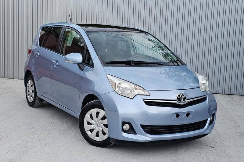 Toyota Verso-S 1.33 VVT-i PAN0RAMA Toyota Verso-S 1.33 VVT-i PAN0RAMA