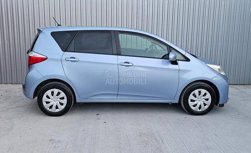 Toyota Verso-S 1.33 VVT-i PAN0RAMA Toyota Verso-S 1.33 VVT-i PAN0RAMA