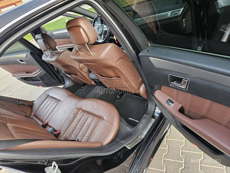 Mercedes Benz E 350 4 MATIC AMG
