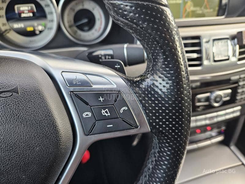 Mercedes Benz E 350 4 MATIC AMG