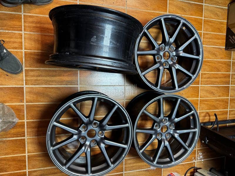 Aluminijumske felne Tesla Model 3 18" 5 x 114.3