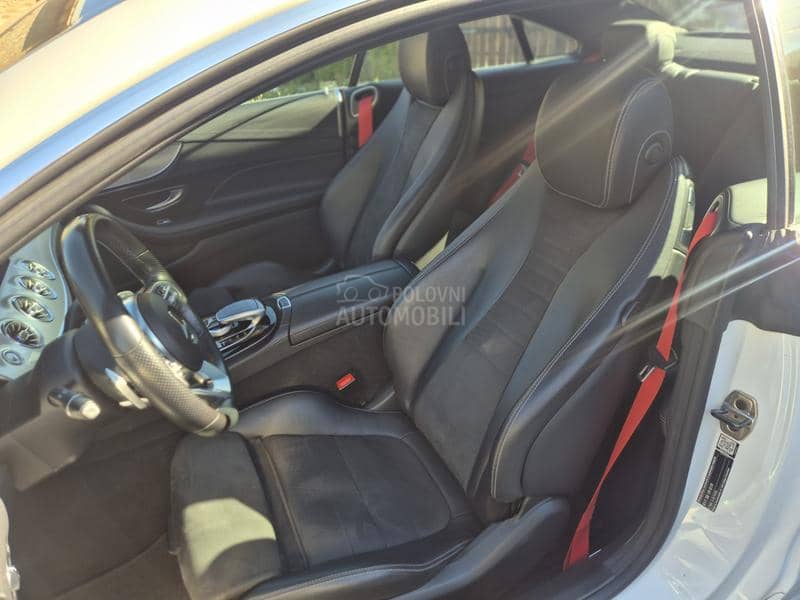 Mercedes Benz E 220 Coupe