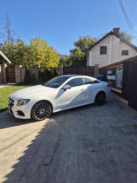 Mercedes Benz E 220 Coupe