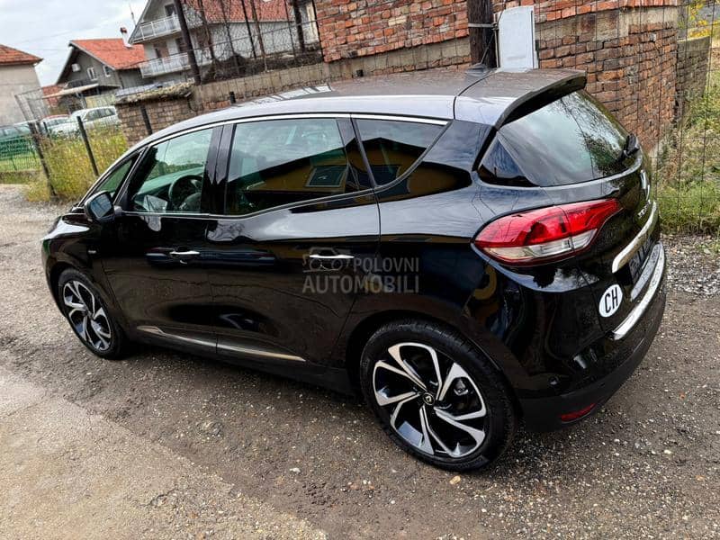 Renault Scenic 1.2TCe Bose/CH/fuII Renault Scenic 1.2TCe Bose/CH/fuII