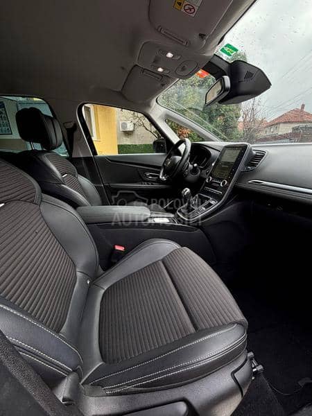 Renault Scenic 1.2TCe Bose/CH/fuII Renault Scenic 1.2TCe Bose/CH/fuII