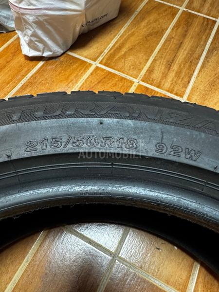 Bridgestone 215/50 R18 Letnja