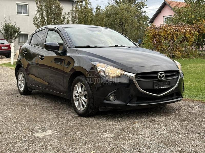 Mazda 2 105
