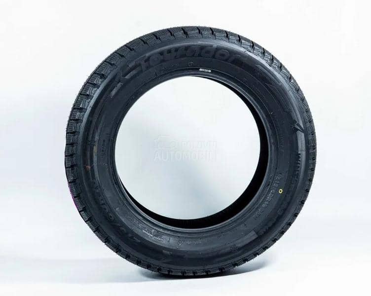 Tourador 255/45 R18 Zimska