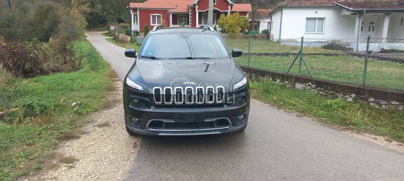 Jeep Cherokee 2.2 limited