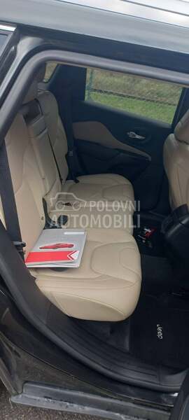 Jeep Cherokee 2.2 limited