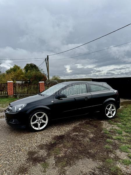 Opel Astra H 