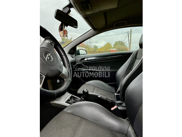 Opel Astra H 