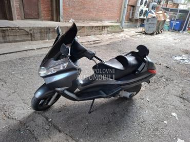 Piaggio x8