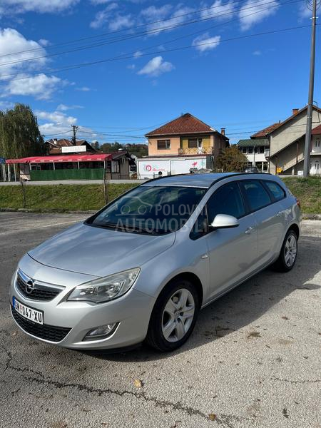 Opel Astra J 2.0 CDTI