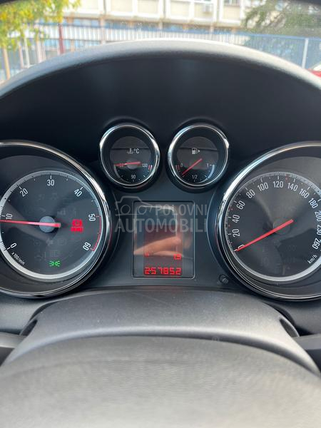 Opel Astra J 2.0 CDTI