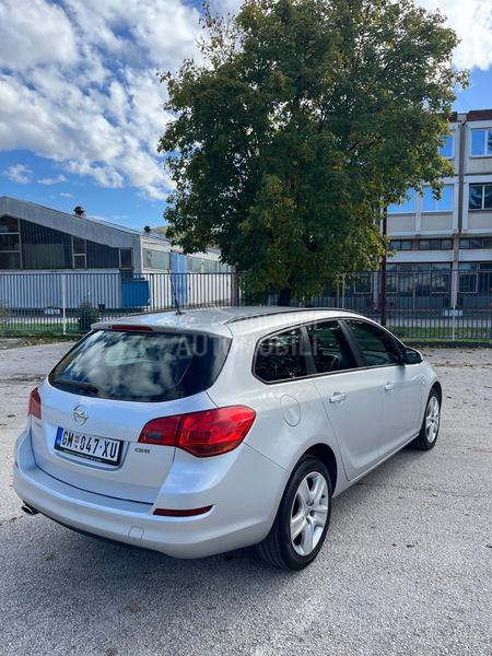 Opel Astra J 2.0 CDTI