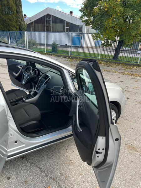 Opel Astra J 2.0 CDTI