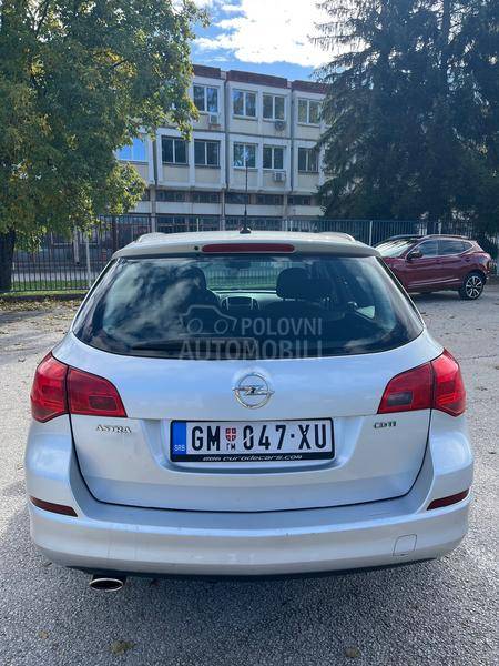 Opel Astra J 2.0 CDTI