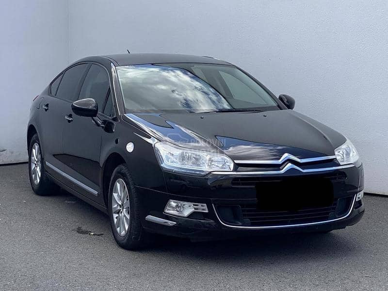 Citroen C5 -  kompletan auto u delovima