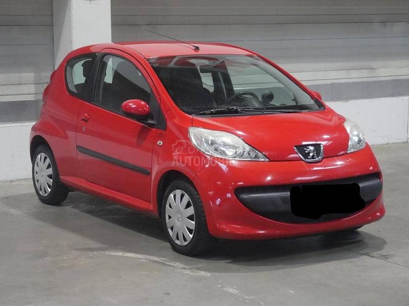 Peugeot 107 -  kompletan auto u delovima