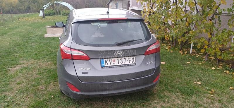 Hyundai i30 14