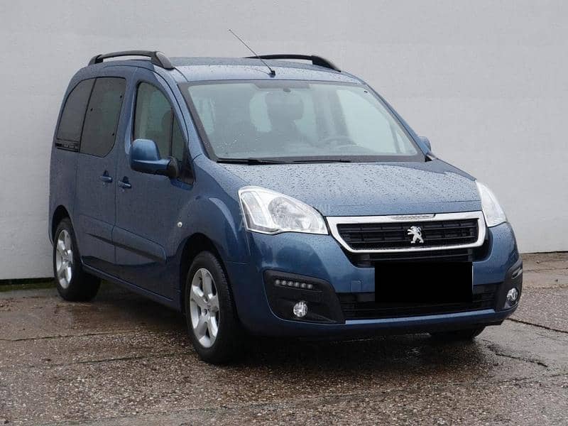 Peugeot Partner -  kompletan auto u delovima