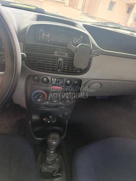 Fiat Punto 1.2 8v