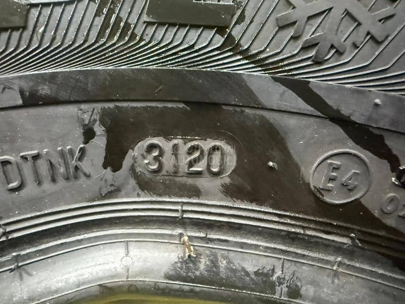 Semperit 185/65 R15 Zimska