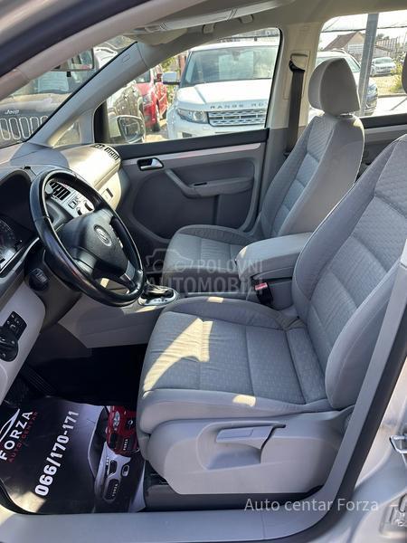 Volkswagen Touran A U T / M E T A N