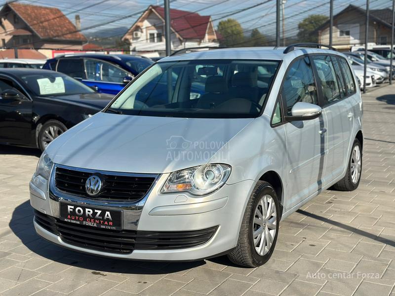 Volkswagen Touran A U T / M E T A N