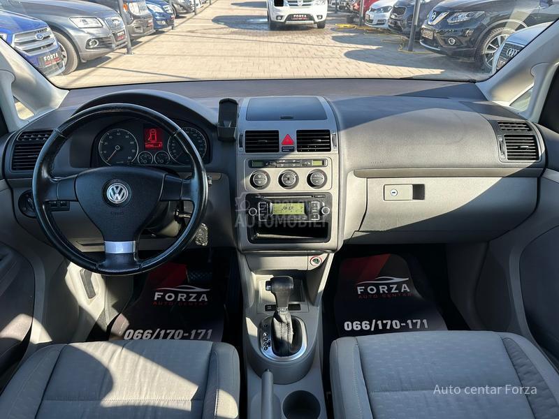 Volkswagen Touran A U T / M E T A N