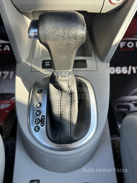 Volkswagen Touran A U T / M E T A N