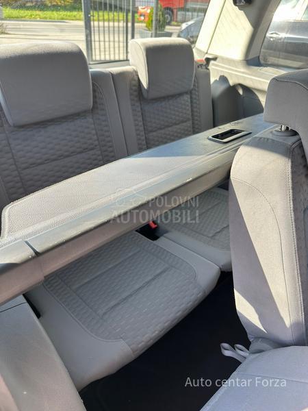 Volkswagen Touran A U T / M E T A N