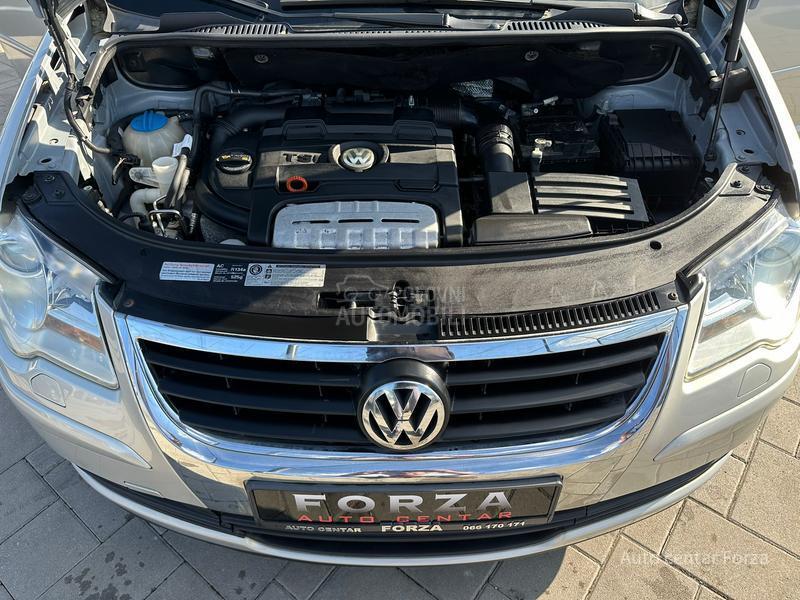 Volkswagen Touran A U T / M E T A N