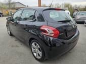 Peugeot 208 N A V I  L E D